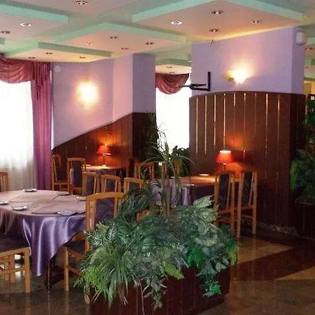 Sangate Hotel Airport 