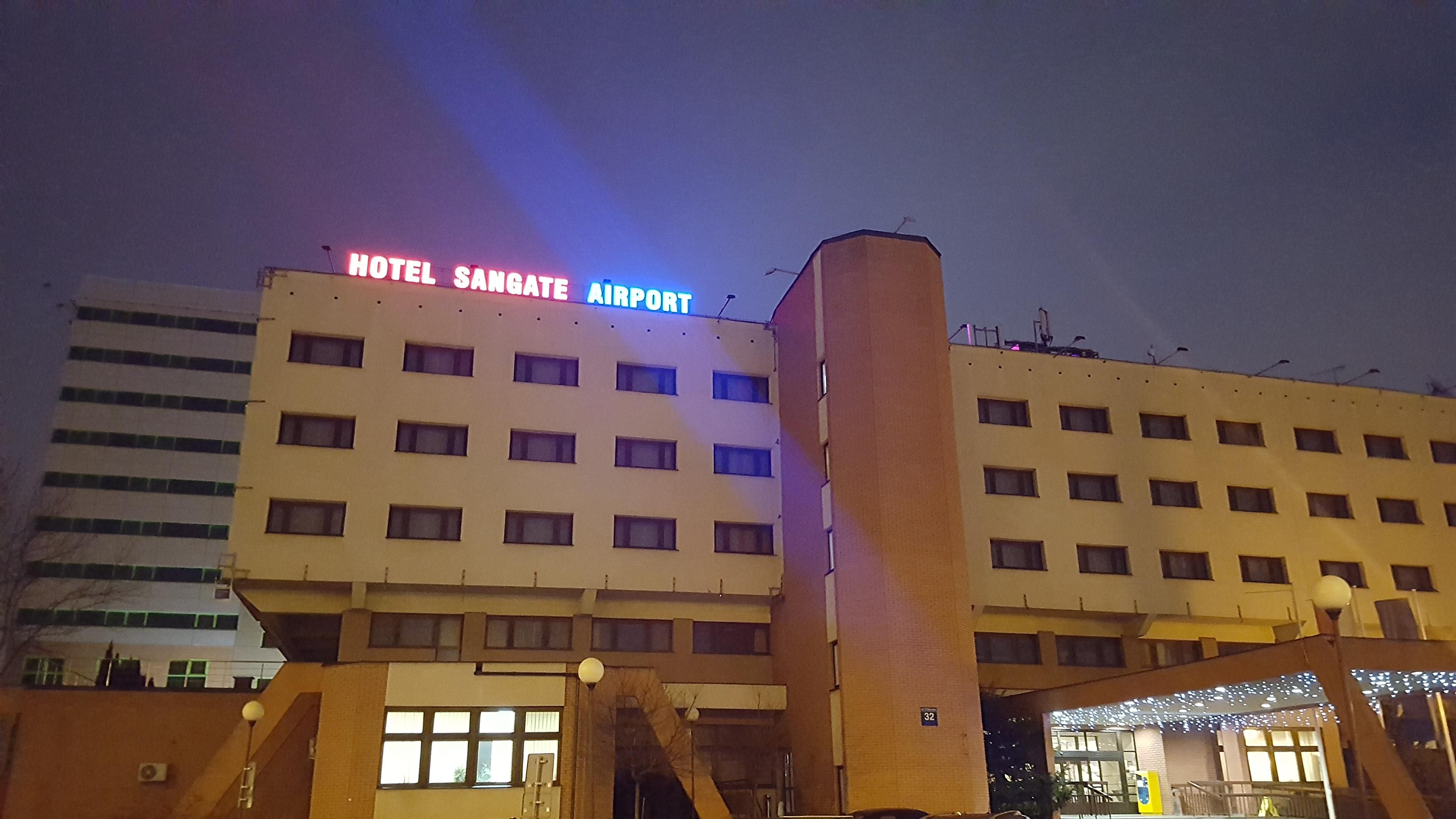 Sangate Airport Warschau